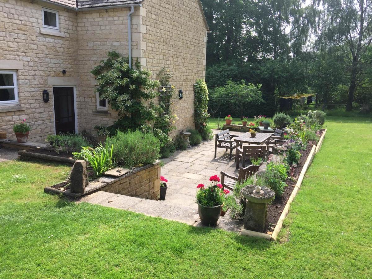 Whiteshoots Cottage Bourton-on-the-Water Екстер'єр фото